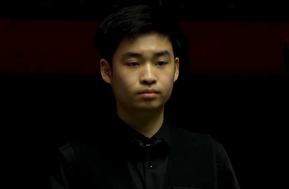 仅是一场强 仅是一场强