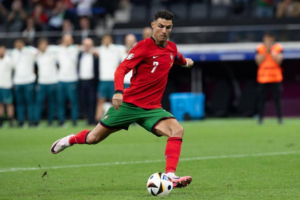 了富勒姆中 了富勒姆中